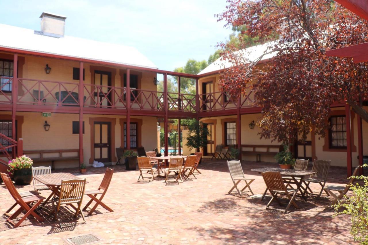 ホテル Settlers House ヨーク エクステリア 写真